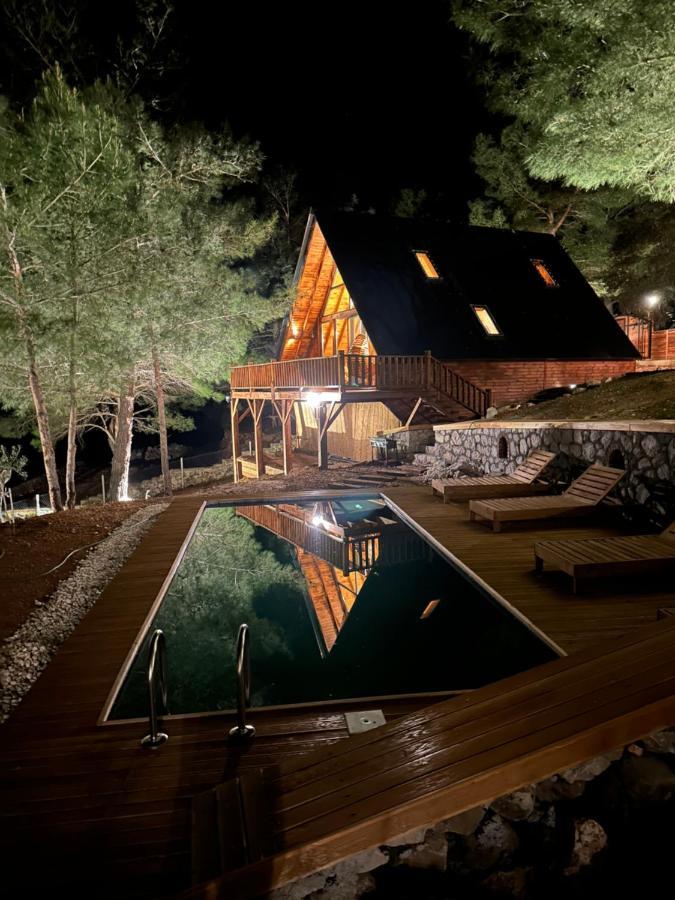 Panurlawoodenhouse Oezel Havuz& Sauna Mavi Extérieur photo